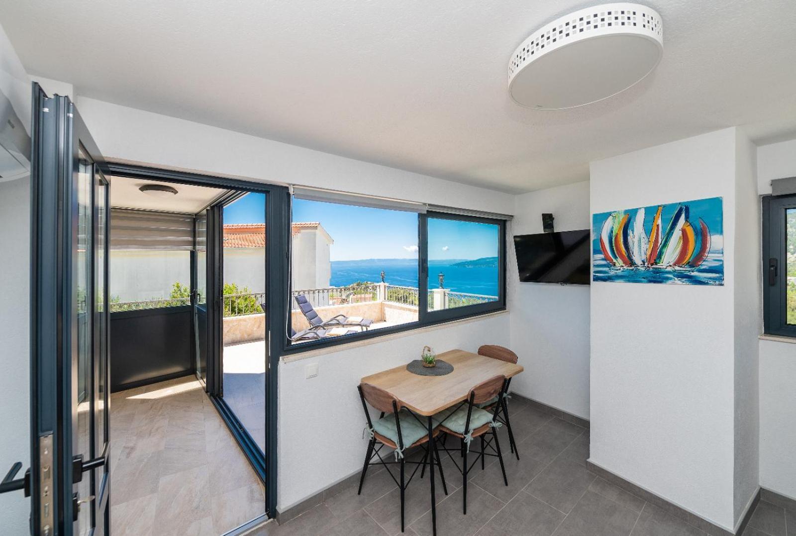 Pinto Apartment